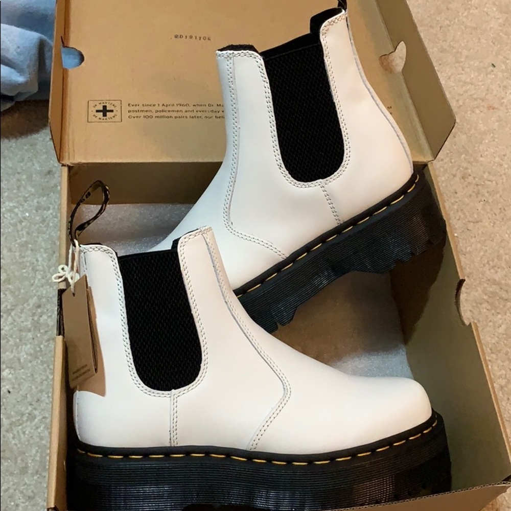 Doc martens white